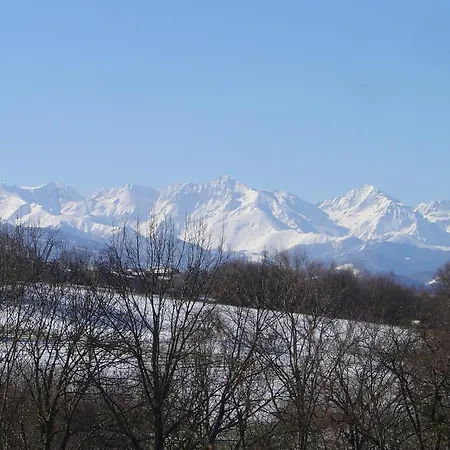 게스트하우스 Haras Picard Du Sant Le Barail Lasserre (Ariege)